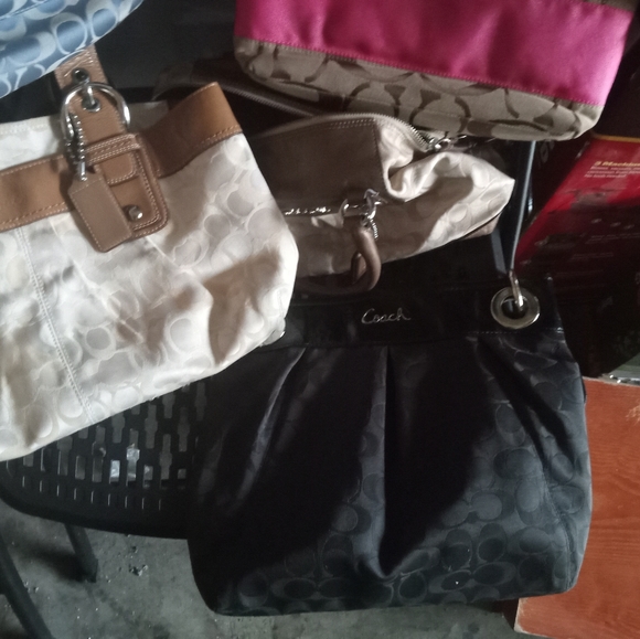 Lot of 5 coach purses - Picture 2 of 6